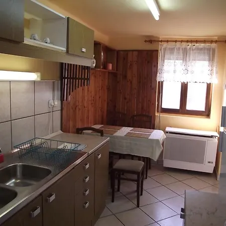 Szele Apartman 아파트 Sárvár