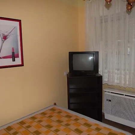 아파트 Szele Apartman *